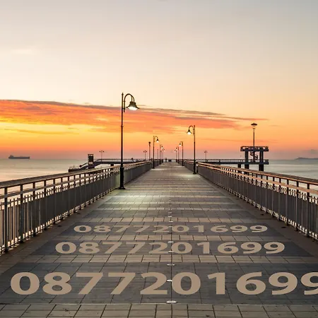 Lazur - Sunny Flat Appartamento Burgas